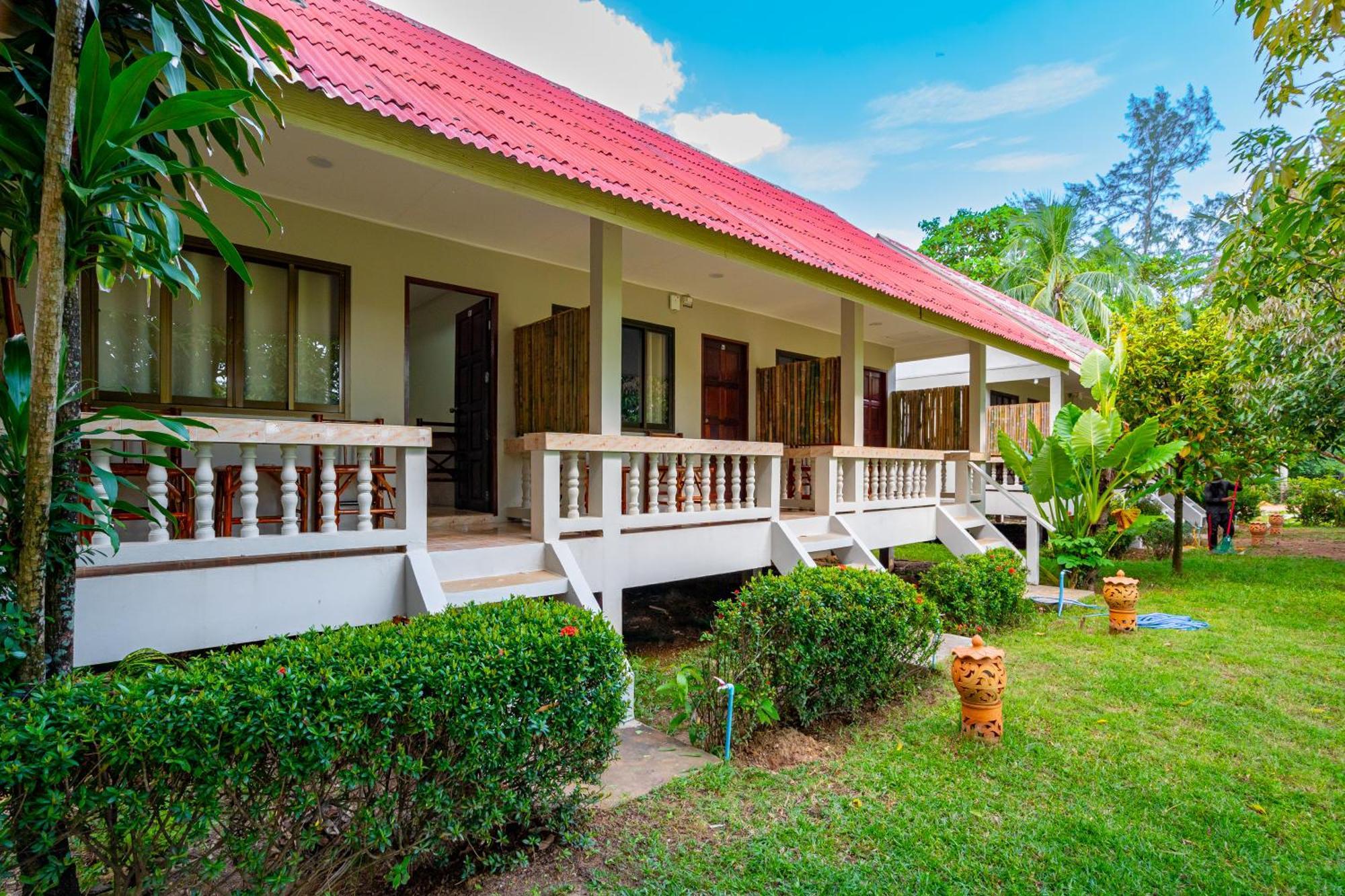 Lanta Beachfront Resort Ko Lanta 外观 照片
