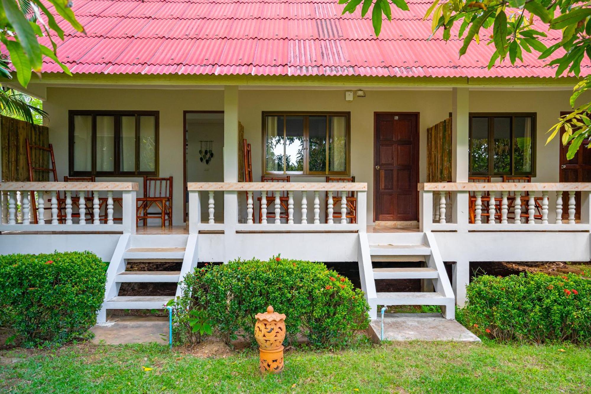 Lanta Beachfront Resort Ko Lanta 外观 照片