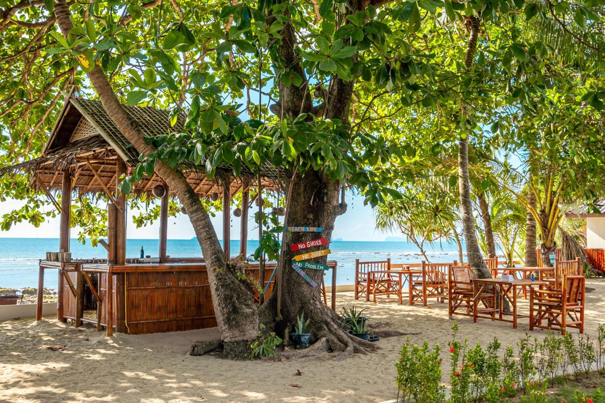 Lanta Beachfront Resort Ko Lanta 外观 照片